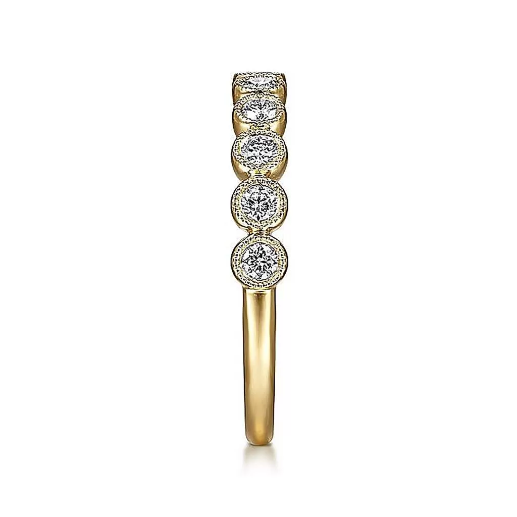 0.37ctw Round Diamond Band - Yellow Gold