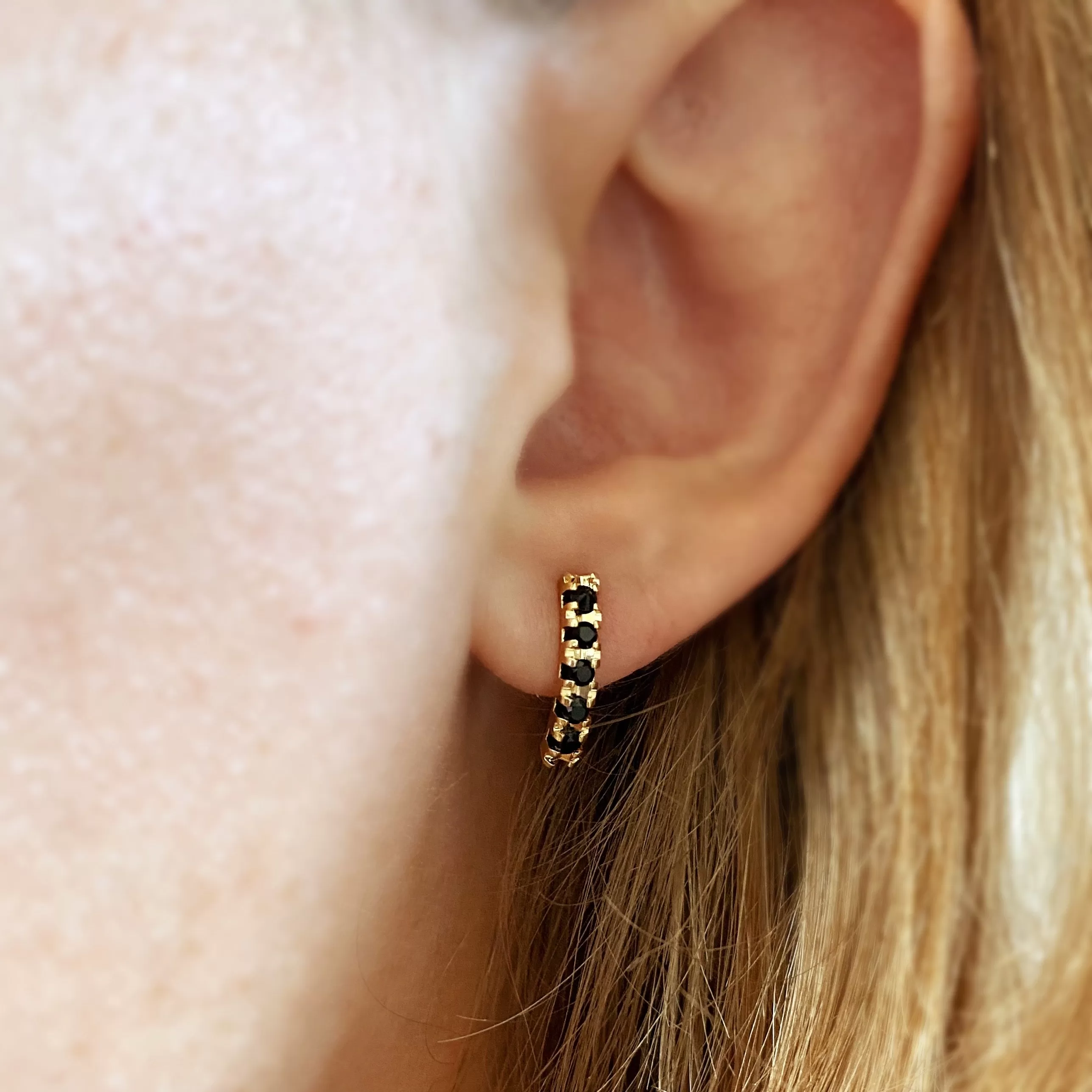 18k Gold Filled Curved Bar Black Crystal Stud Earrings