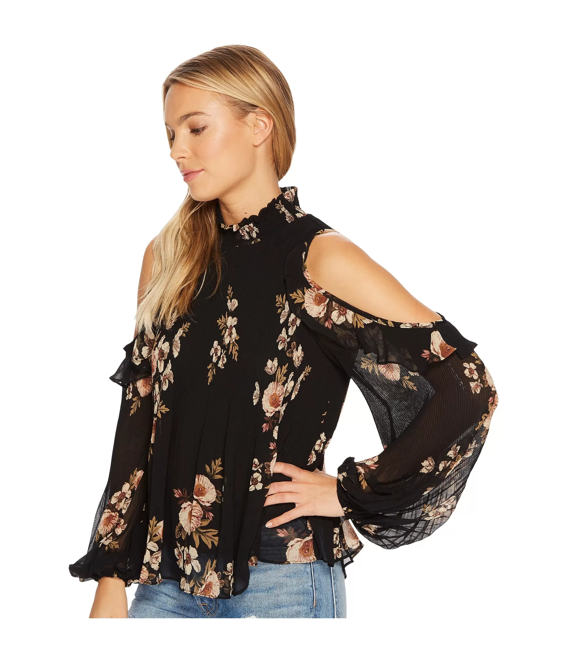 ASTR Shae Ruffle Top