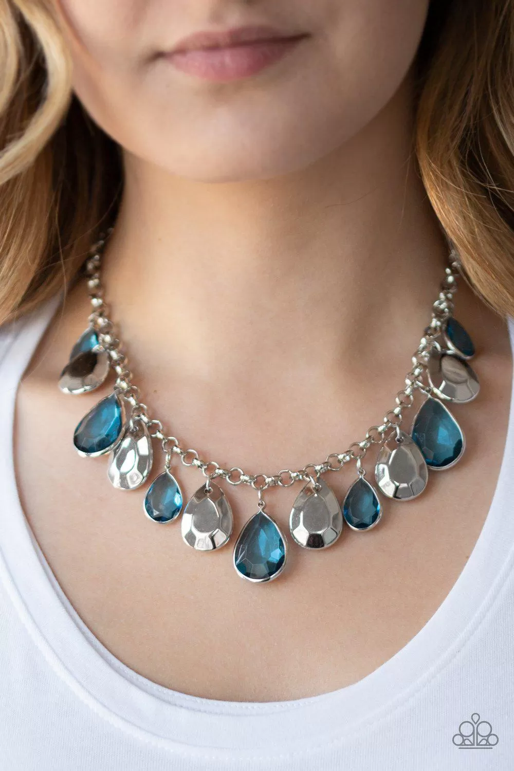 CLIQUE-bait Blue and Silver Necklace - Paparazzi Accessories