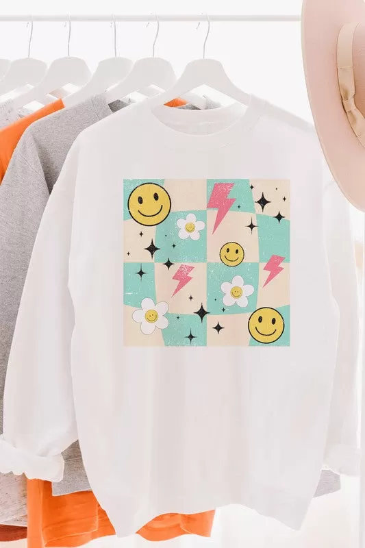 DAISY SMILEY CHECKER GRAPHIC SWEATSHIRT PLUS SIZE