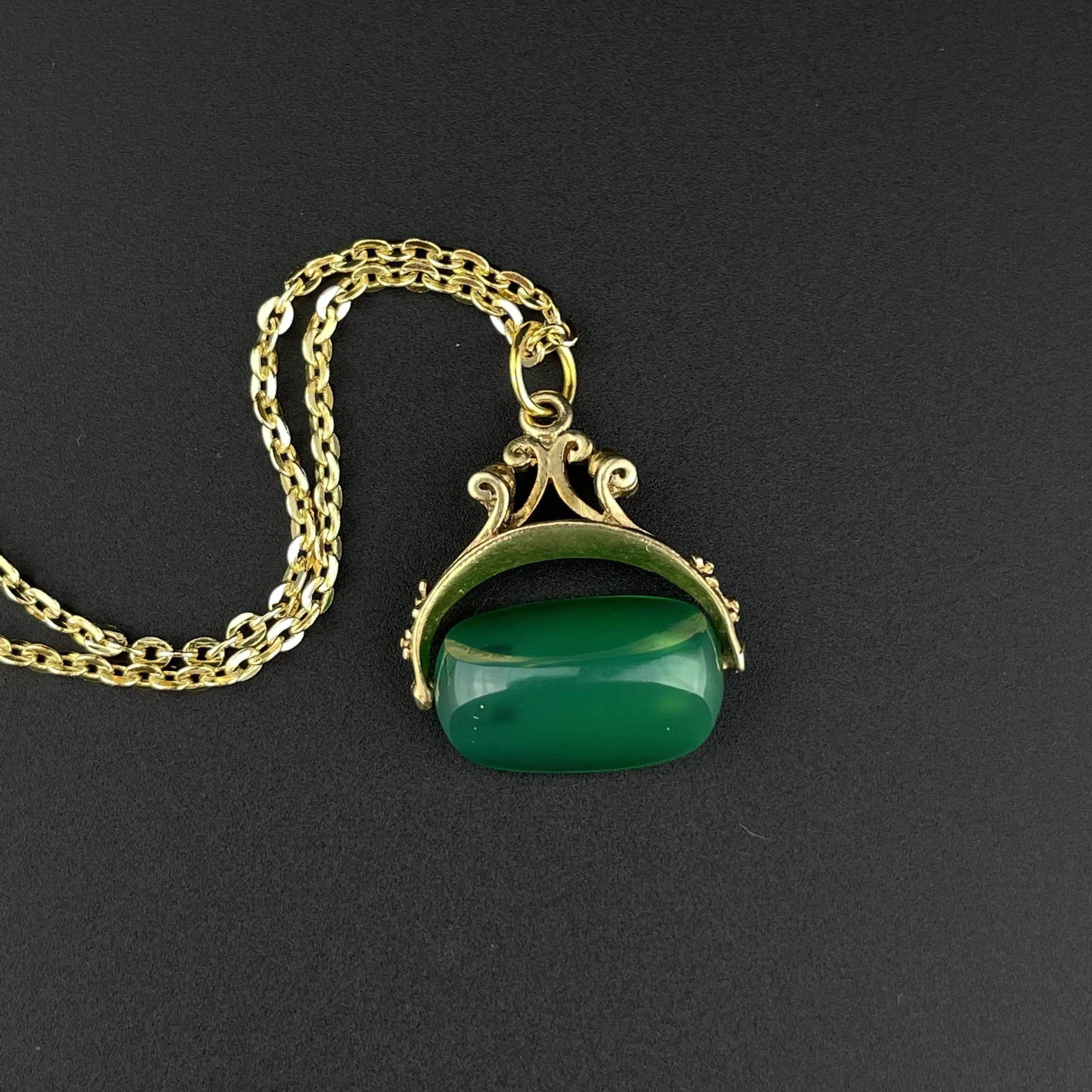 Gold Spinner Chrysoprase Fob Pendant Necklace