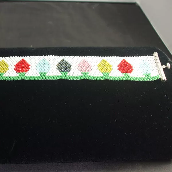 Hachi Christmas Lights Bracelet