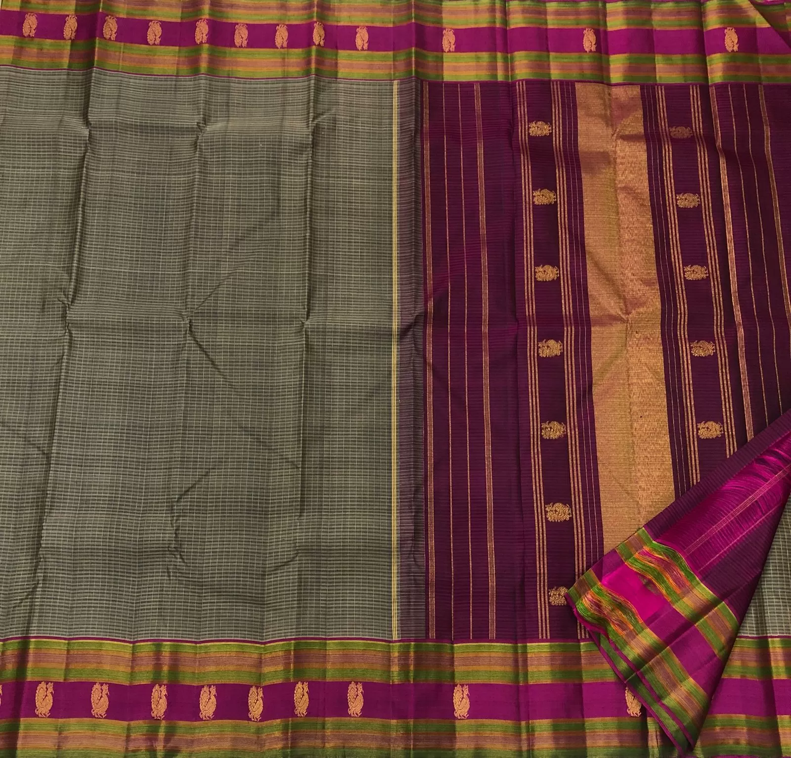 Jaya Bharathi , Pure Kanchipuram Silk Hand Woven 1G pure zari all over hand weaving Jari butta KORVAI rich pallu with contrast blouse-SACH001KSA