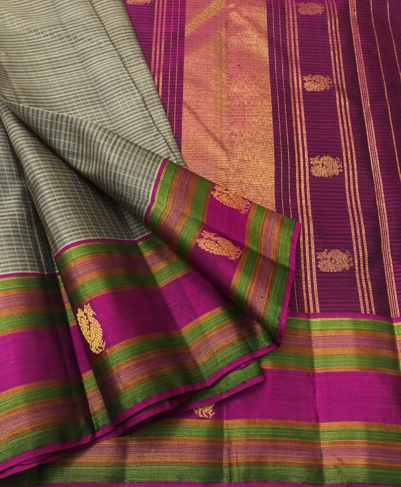 Jaya Bharathi , Pure Kanchipuram Silk Hand Woven 1G pure zari all over hand weaving Jari butta KORVAI rich pallu with contrast blouse-SACH001KSA