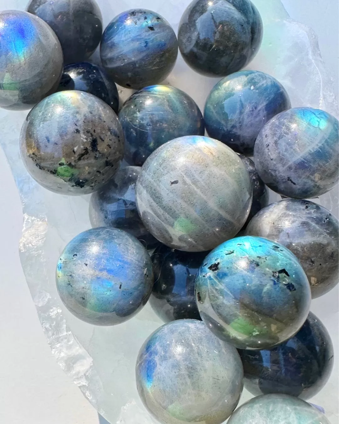 Labradorite Mini Spheres AAA