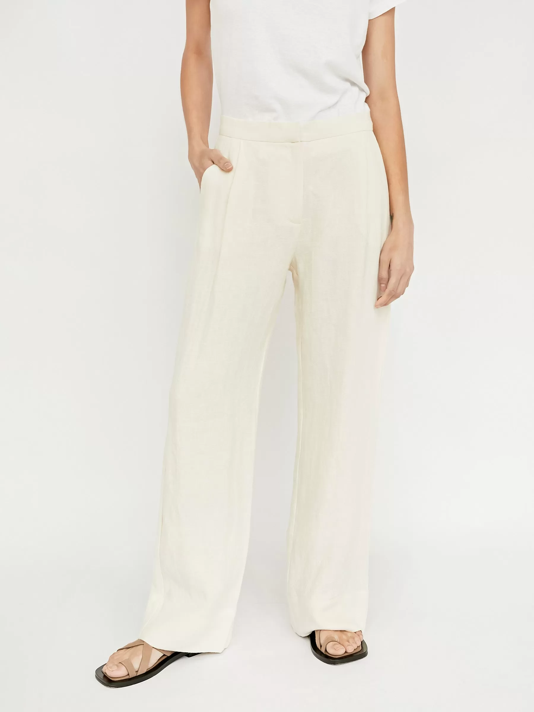 Linen Pleated Detail Trousers