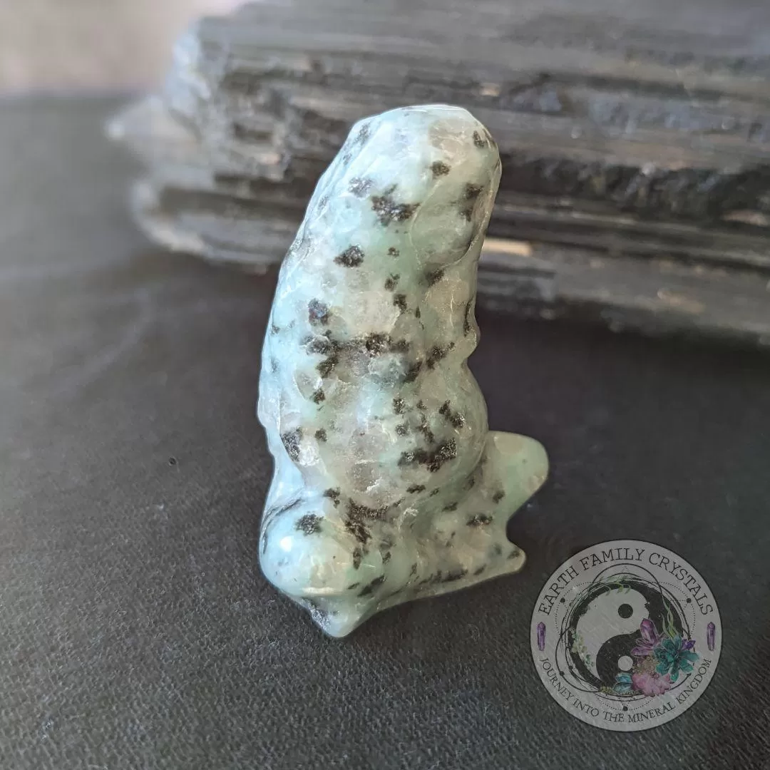 Mother To Be Carving ~ Pregnancy and Fertility Goddess ~ Divine Feminine Crystal Carving