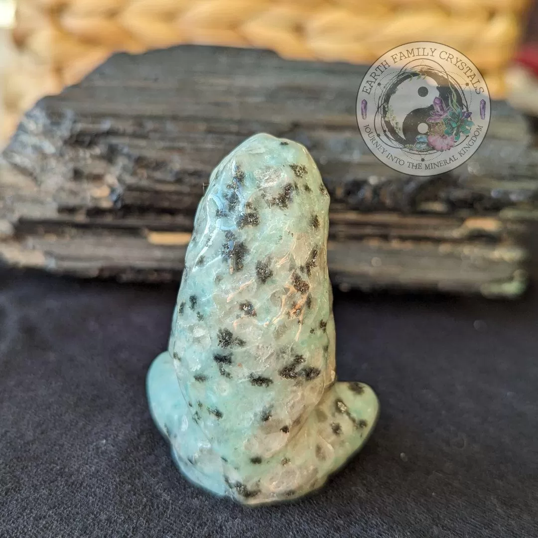 Mother To Be Carving ~ Pregnancy and Fertility Goddess ~ Divine Feminine Crystal Carving