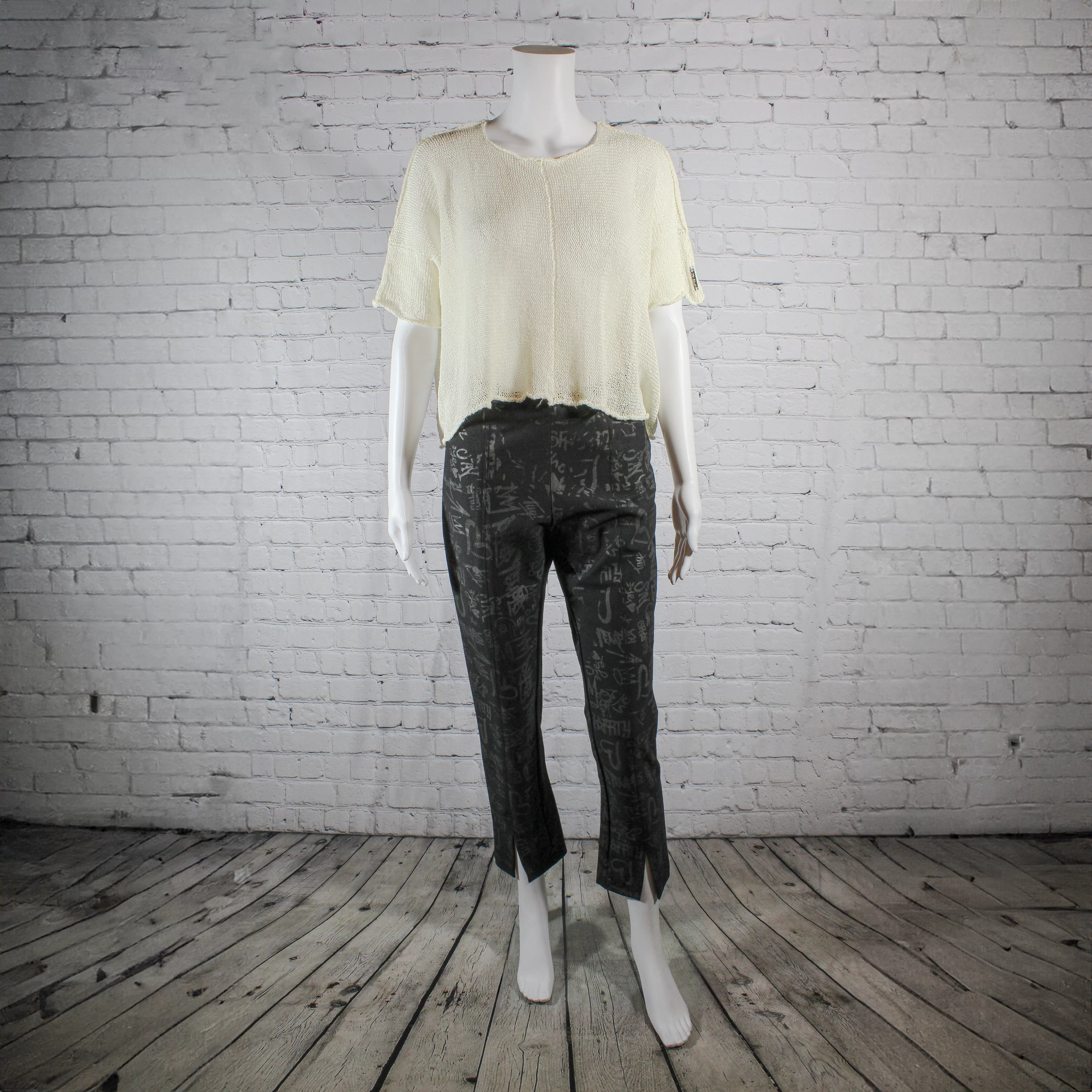 NEW! Willie Top in Cream or Black Raffia by Paper Temples