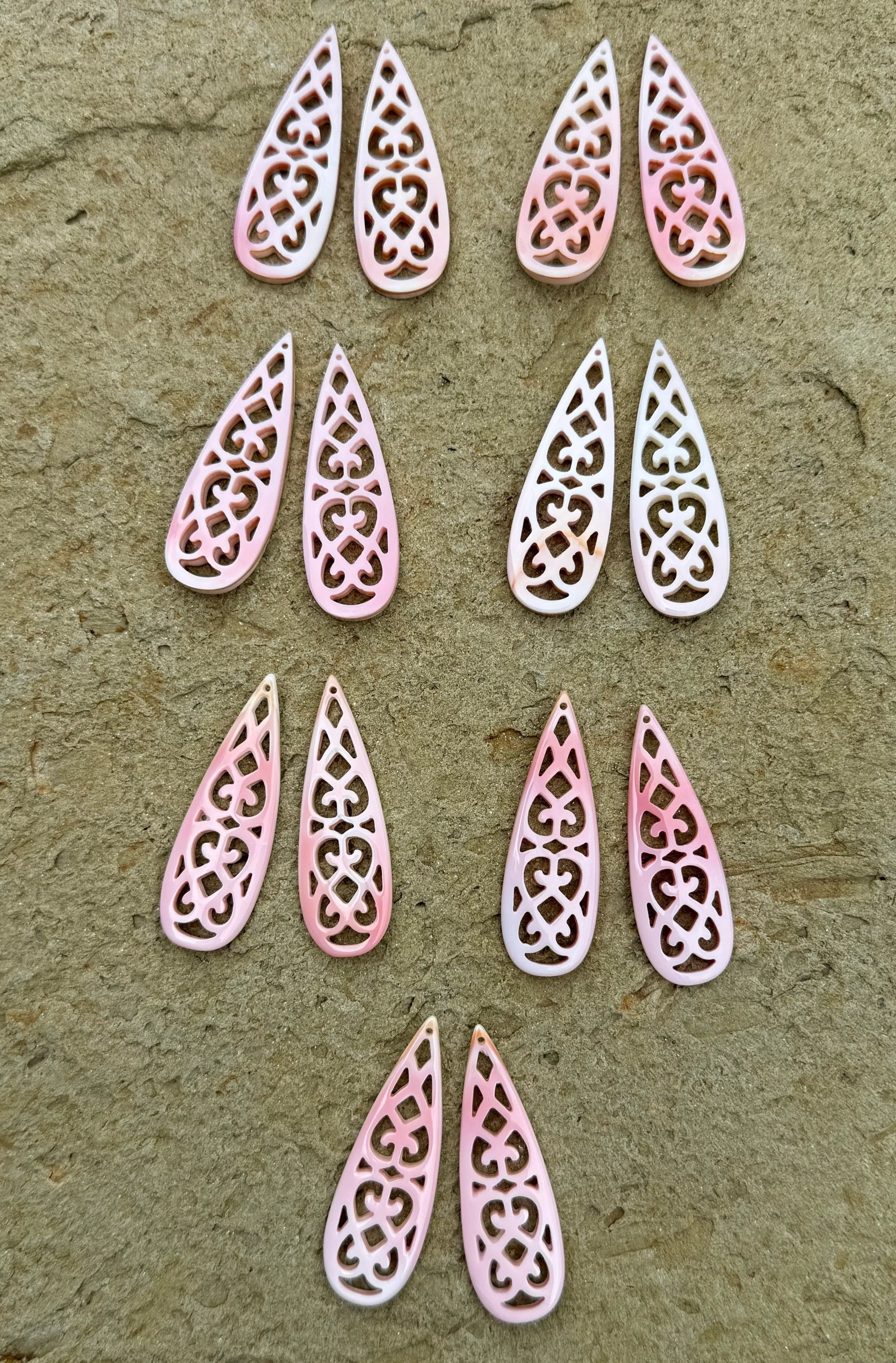 Pink Queen Conch Shell Carved Earring Bead Pairs 15x45mm, One Pair