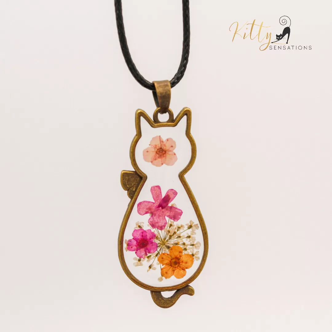 Pressed Flower Cat Necklace in Acrylic and Real Flowers