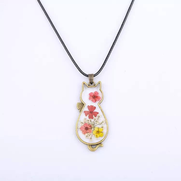 Pressed Flower Cat Necklace in Acrylic and Real Flowers