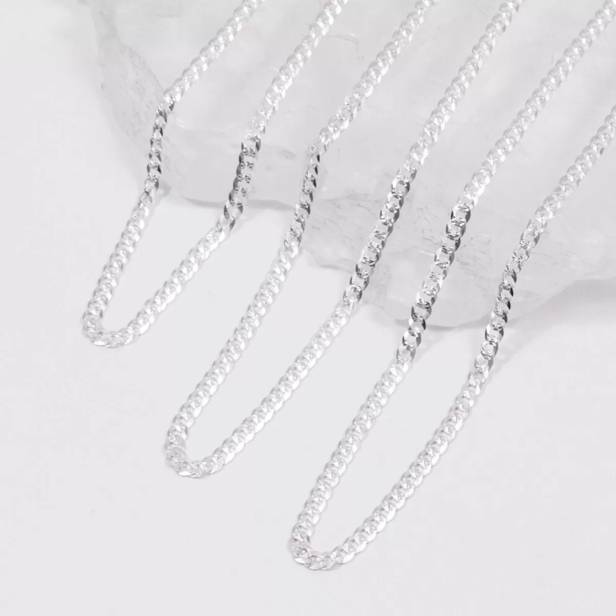 Valente Unisex Curb Chain (Silver)